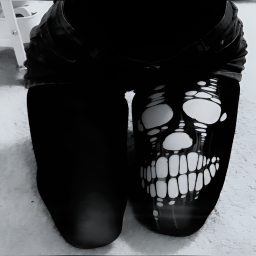 ☣︎