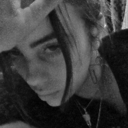 Billie★