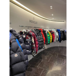 6DOREEs closet