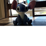 Stitch fans and dragon fans