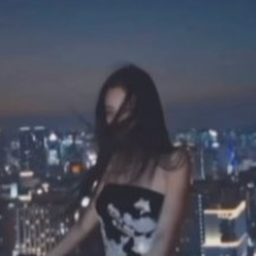 ── .✦