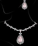 HOUSE OF NECKLACES