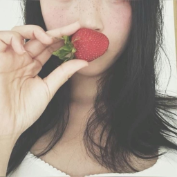 ˙✧˖°🍓 ༘ ⋆｡˚