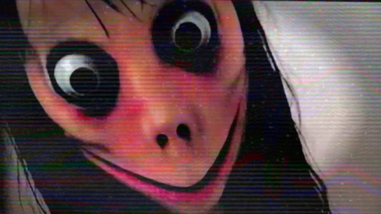 Scary Elevator😨 (Survive the Killers!)