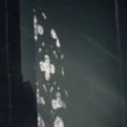 ♱
