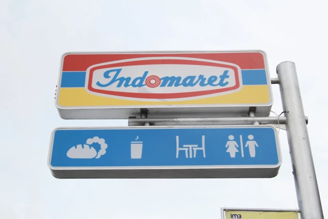 indomaret convenience storeroleplay thumbnail