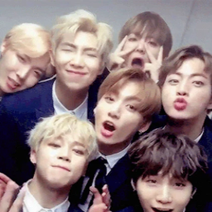 ♡ BTS 방탄소년단 ♡ Roblox group icon