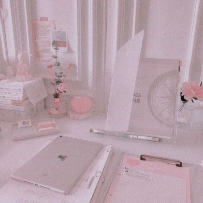 Pink aesthetic Roblox decal