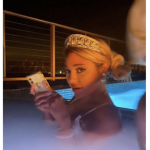 mia’s cløthing