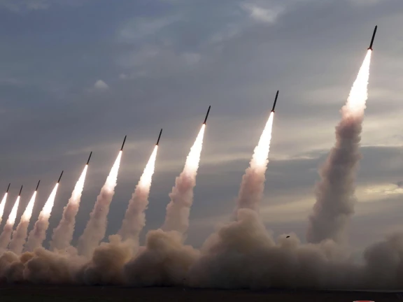 Ballistic Missile Testing [MISSILECAM]