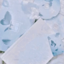 𝐛𝐥𝐮𝐞