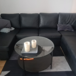 (UPD) SOFAHH!'s sofa museum