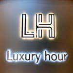 Luxury hour
