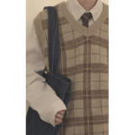 [*sae closet*]