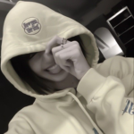 Jennie VS Roblox!