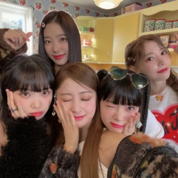 ˚ ♡ ｡˚