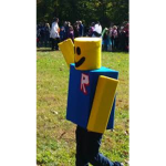 Cosplaying in Roblox UwU