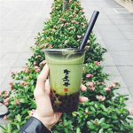 Cloe Hang Out Group WE LOVE BUBBLE TEA