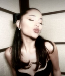 Ariana Grande fashion and fame