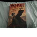 -/ HOGWARTS /-