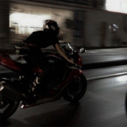 🏍