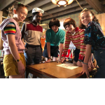 we <3 stranger things!!!!