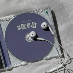 o.r ‹𝟹
