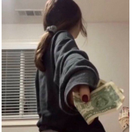 I give robux for sophia