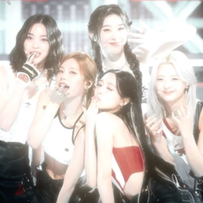 -Itzy l 있지- Roblox group icon