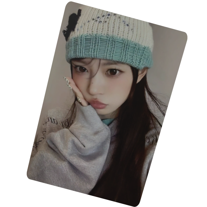 BOMB MOKA || ILLIT PHOTOCARD