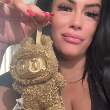 24 karat gold la bew bew