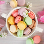 I want macarons give