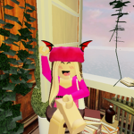 Alt and Aesthetic Clothinq