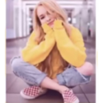Zoe Yellow's Group