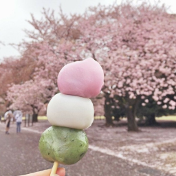 ピンク