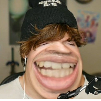 Toilet Concert ft. Flamingo