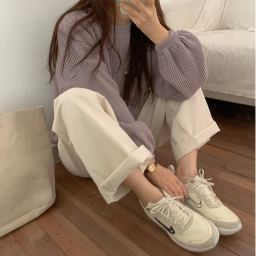 𝐥𝐢𝐭𝐭𝐥𝐞