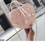 Gløssy heartz - clothing boutique