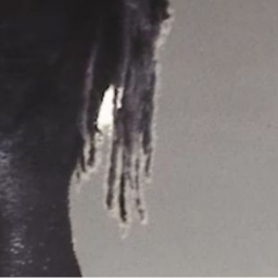 ✞