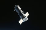 Hunting space robots