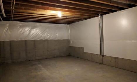 be in a basement sim