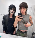 Emo Hang