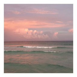Mika's Beach Wonders Hangout