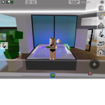 Los millonarios con Robux y buchonas Carita Facher