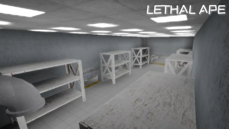ภาพโปรโมต Lethal Ape: ชั้นวางของสีขาวในห้องสีเทา มีท่ออยู่ด้านซ้ายและโต๊ะอยู่ด้านหน้า
