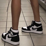 CU$T0M