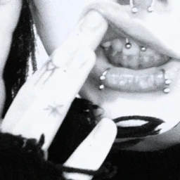 ﾒ icon