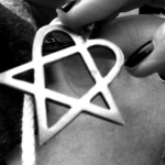 † . ℍeartagram