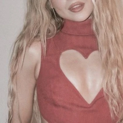 ashlyn's clothes Roblox group icon