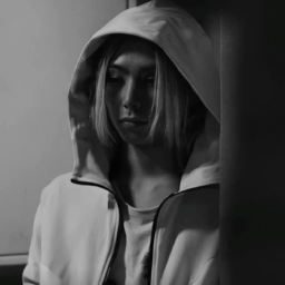 ✧･ﾟ: *